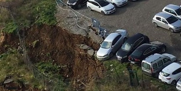İstanbul'da toprak kayması!