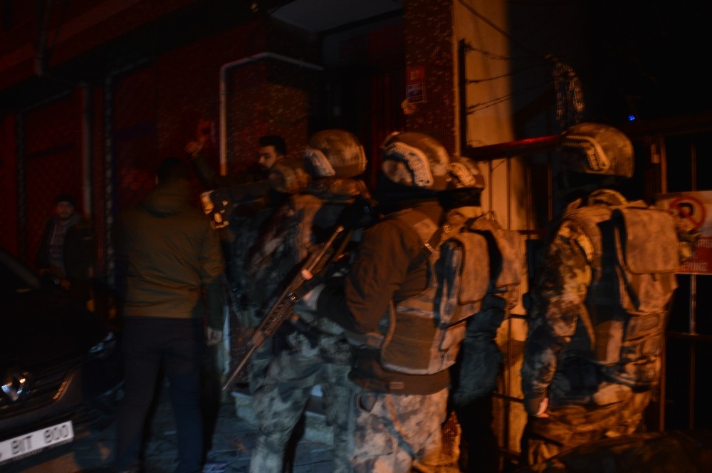 İstanbul’da torbacılara yönelik narkotik operasyonu gerçekleştirildi 