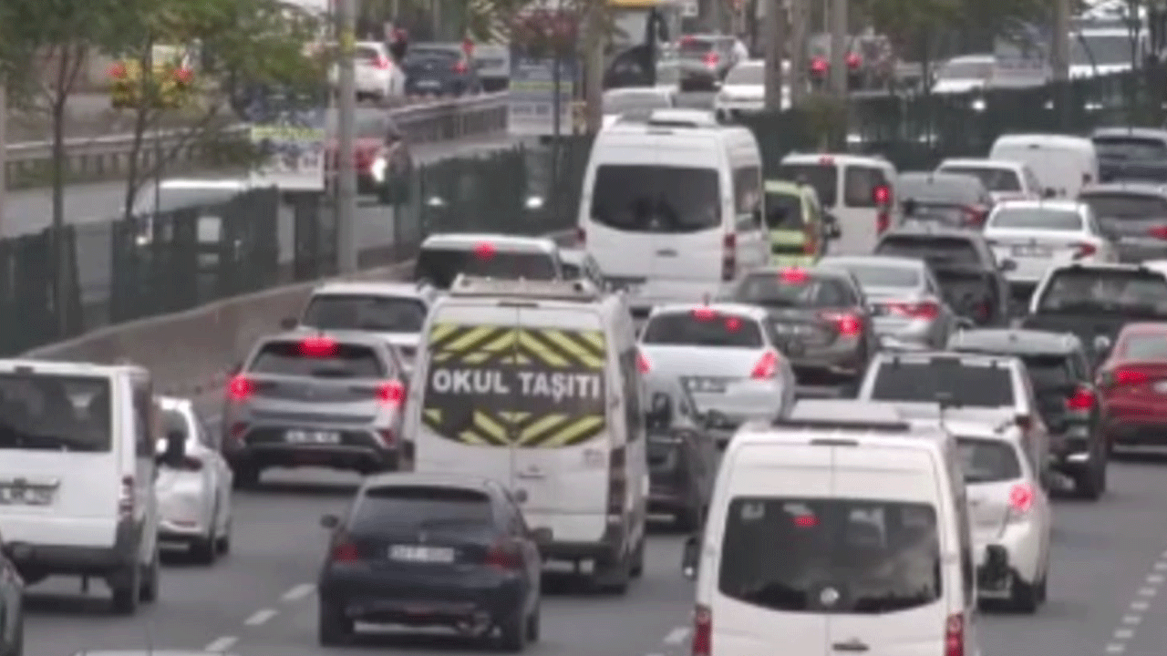 İstanbul'da trafik çilesi başladı!