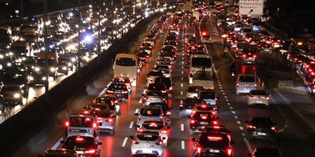 İstanbul'da trafik şoku!