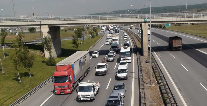 İstanbul'da trafik yoğunluğu yüzde 67'ye ulaştı