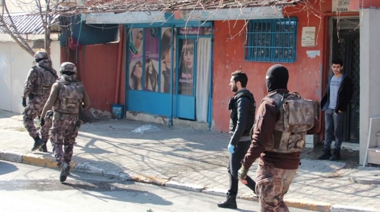 İstanbul’da uyuşturucu operasyonu: 17 gözaltı