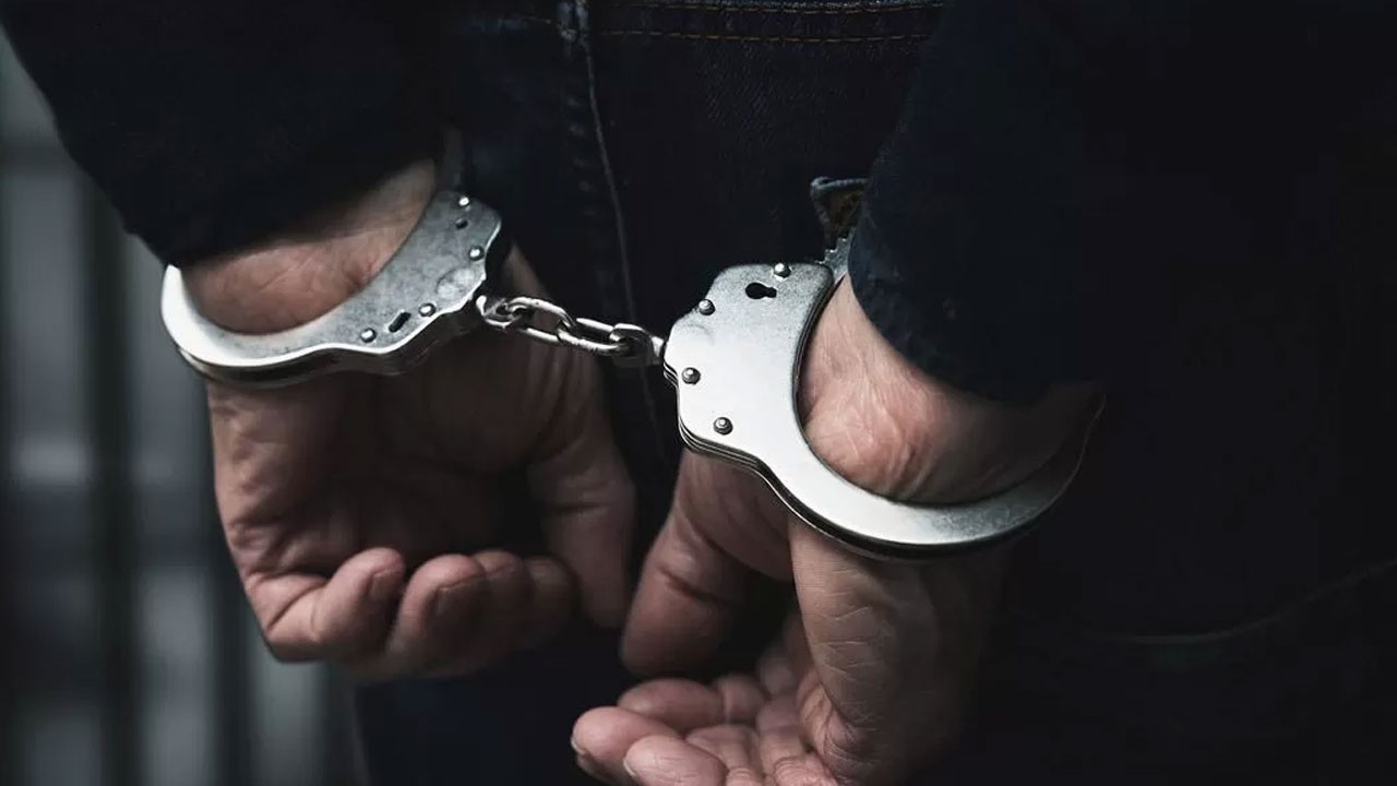 İstanbul’da uyuşturucu tacirlerine geçit yok! 2 gözaltı