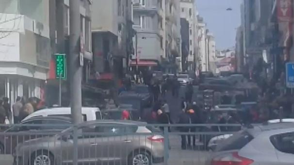 Megakent İstanbul'da vatandaşlardan kapkaççıya meydan dayağı