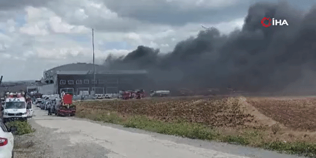 İstanbul'da yangın alarmı! Ekipler olay yerinde