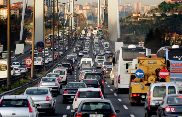 İstanbul'da yarın bazı yollar trafiğe kapalı