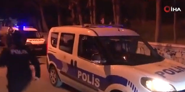 İstanbul’da yasak sonrası ortalık karıştı! Gençlerin oluşturduğu kalabalık grup bekçilere saldırdı