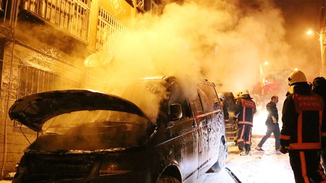 İstanbul'da yine araç kundaklama