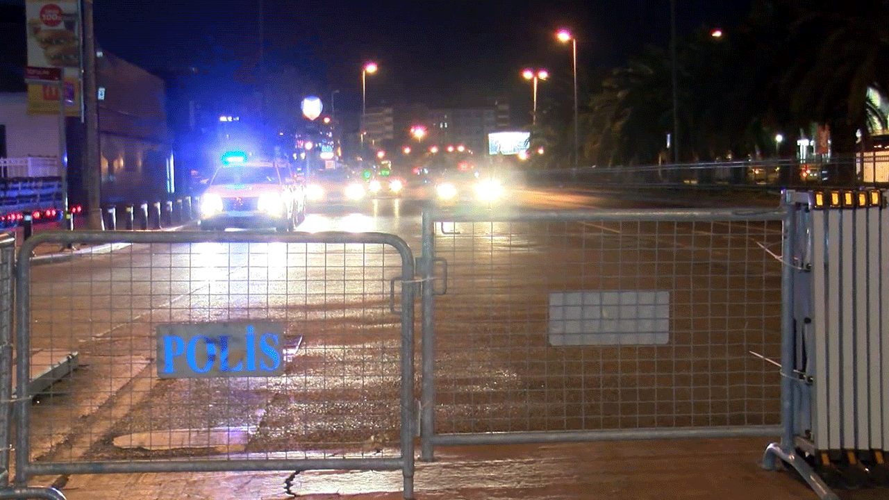 İstanbul'da yollar trafiğe kapatıldı! Alternatif güzergahlar belirlendi!