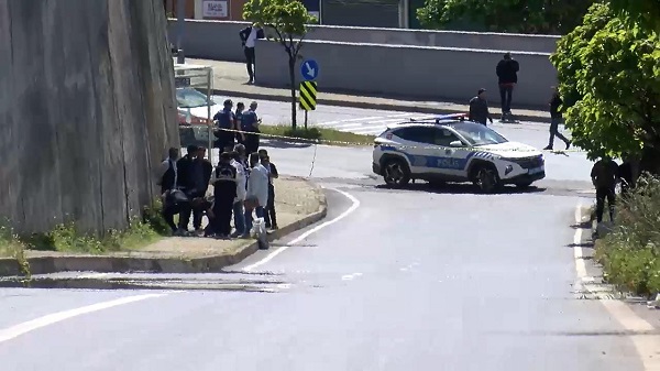 İstanbul'da yürekler ağızlara geldi! Metro durağı çıkışında bomba bulundu