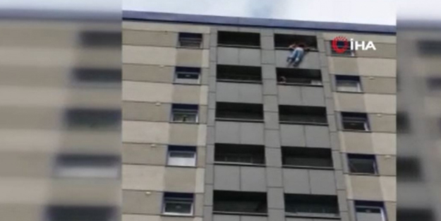 İstanbul'da yürekleri ağza getiren olay! 12. katın balkonunda asılı kaldı