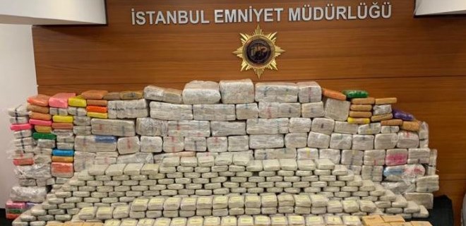 İstanbul'da zehir tacirlerine ağır darbe