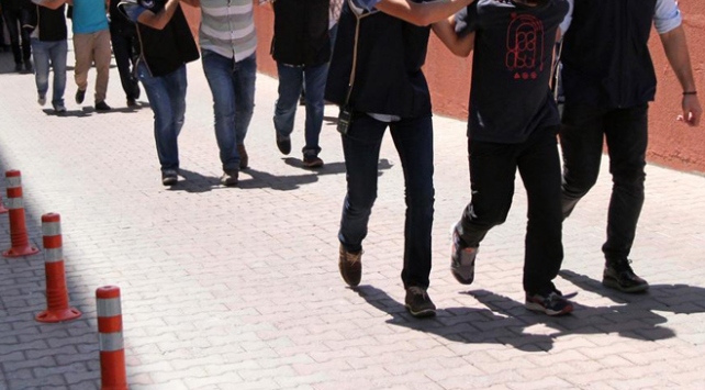 İstanbul'da zehir tacirlerine darbe: 9 kişi gözaltına alındı