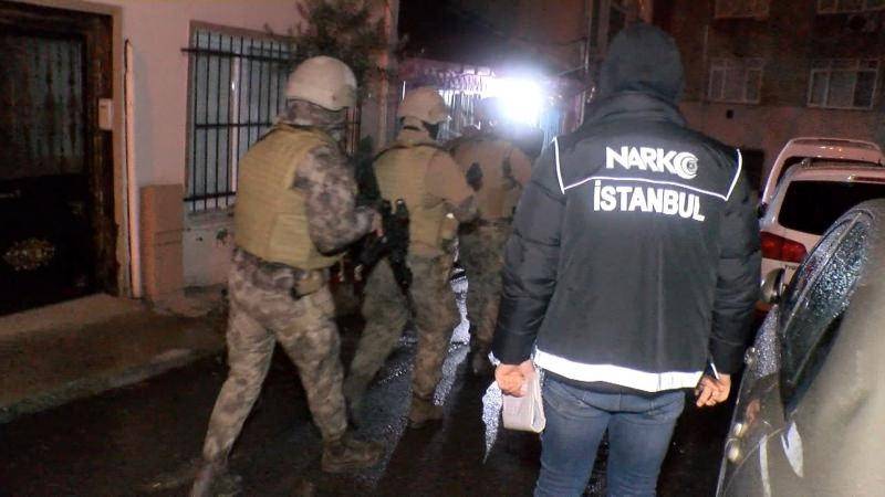 İstanbul'da zehir tacirlerine helikopter destekli operasyon