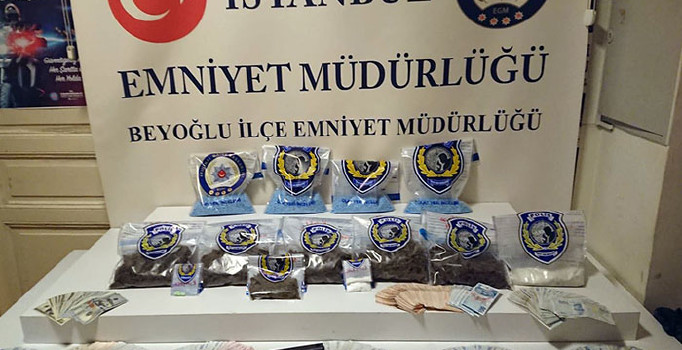 İstanbul'da zehir tacirlerine şok baskın