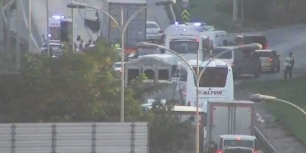İstanbul'da zincirleme kaza! Trafik felç oldu