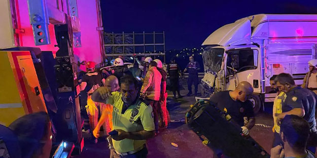 İstanbul'da zincirleme trafik kazası! Çok sayıda ölü ve yaralı var