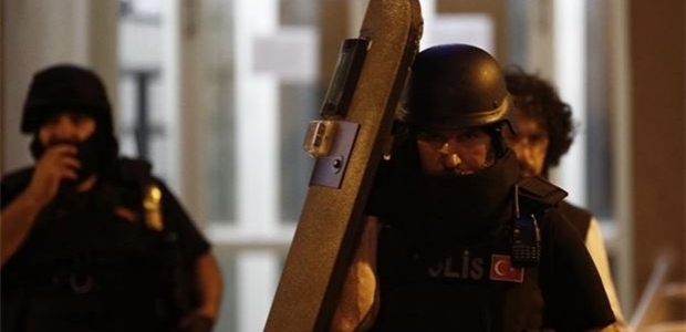 İstanbul'daki terör örgütü operasyonunda 7 tutuklama