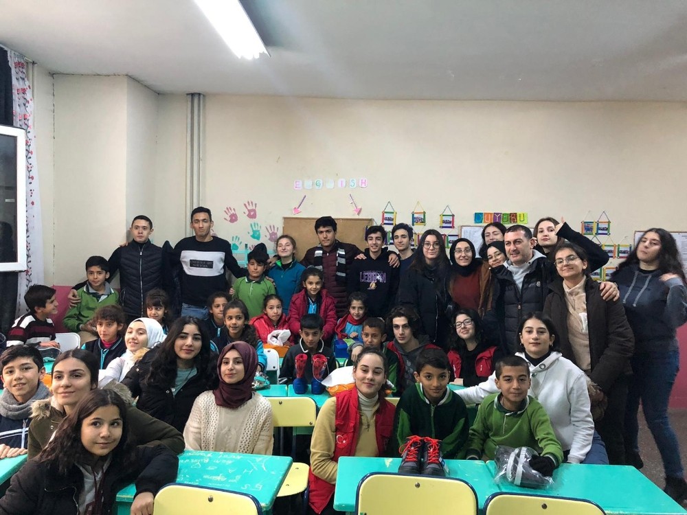 İstanbul’dan Sincik’e kardeşlik eli uzandı 