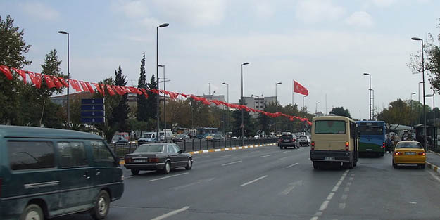 İstanbullular dikkat! Bu caddeler trafiğe kapatılacak