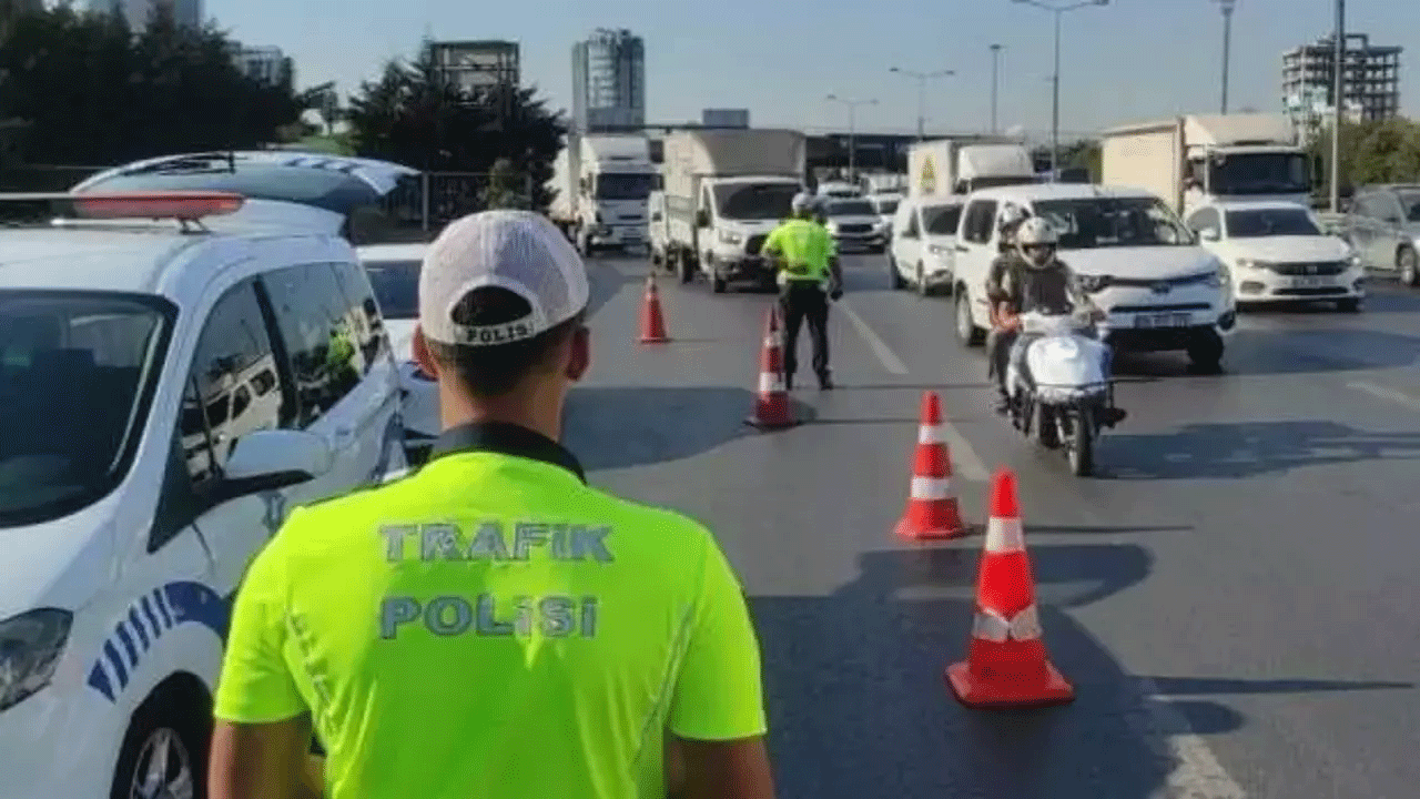 İstanbullular dikkat: Bu yollar trafiğe kapatılacak!