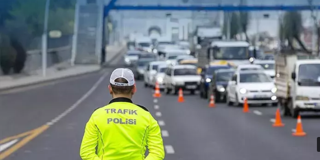 İstanbullular dikkat! Pazar günü bu yollar kapalı