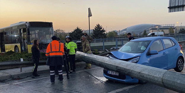İstanbullular yeni güne yine İETT kazasıyla başladı