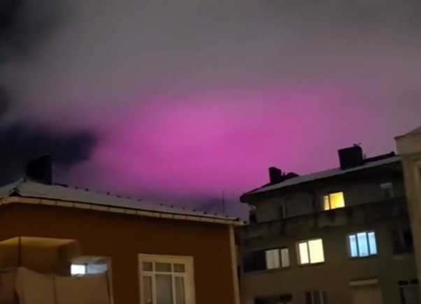 İstanbul'u kaplayan pembe bulutlar bakın ne çıktı?