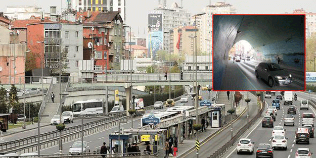 İstanbul’un göbeğinde metrobüsten inen kıza tecavüz etmeye kalktı!