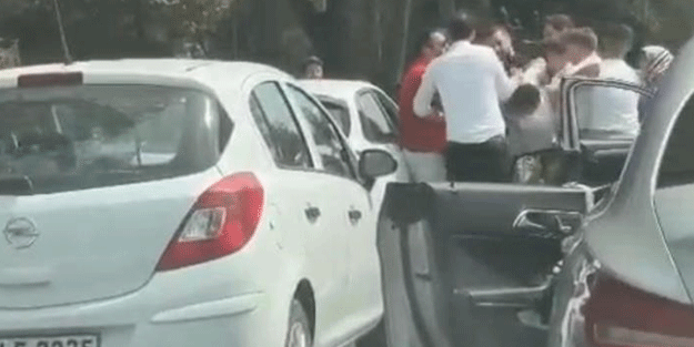 İstanbul'un göbeğinde skandal görüntü