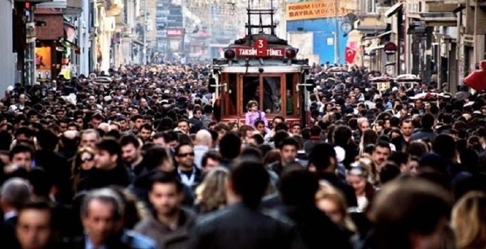 İstanbul'un nüfusuna 5 yılda 1 milyon kişi arttı