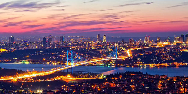 İstanbul'un o halini görenler inanamadı! Kentte kalanlar gerçek bayramı yaşıyor