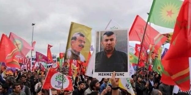 İstanbul'un ortasında PKK paçavraları dalgalandı!