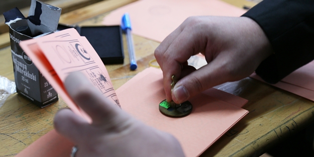 İşte 14 bölgede tekrarlanan yerel seçimlerin sonuçları