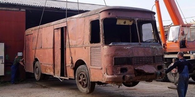 İşte adım adım hurdanın eski efsaneye dönüşümü...