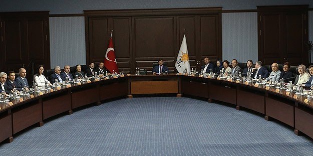 İşte AK Parti'nin yeni yönetimi