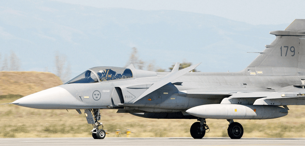 İşte alçak Batı’nın kirli yüzü! Afganistan’ı uçaklarının reklamı için bombalamışlar