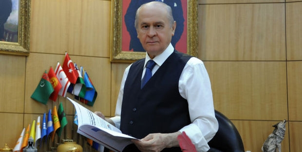 İşte Bahçeli'nin masasındaki son anket!