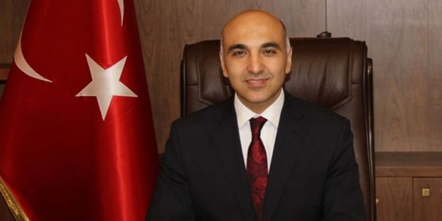 İşte CHP ahlakı… Kendi yaptığı putu yedi!