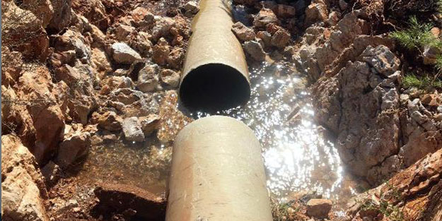 İşte CHP belediyeciliği... Borular patladı, 36 saat su yok!