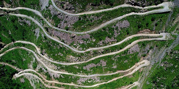 İşte dünyanın en tehlikeli karayolu