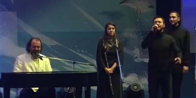 Erdoğan’ı hayran bırakan Necip Fazıl performansı