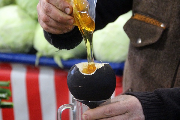 İşte formülü! Öksürüğü anında kesen karışım