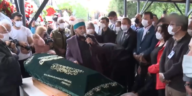 İşte gerçek Alevilik! Hasan Saltık son yolculuğuna uğurlandı
