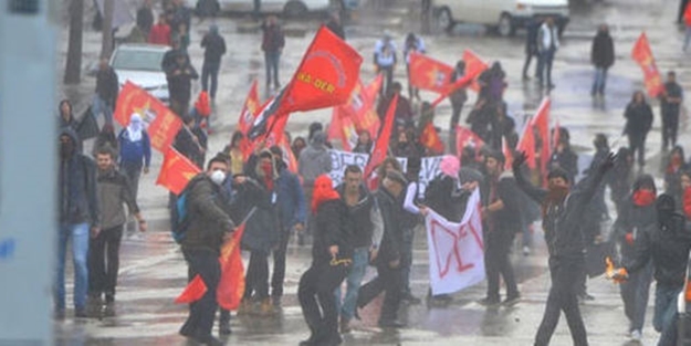 İşte hain plan 'Taşla yaralandık ama sen gaz yaz'