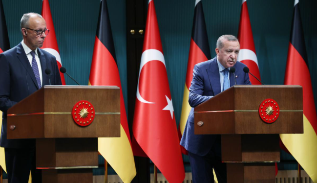 İşte hukuk devleti (!) Almanya’nın vicdansız yalancı başbakanı Merz! "Batsın sizin hukukunuz. Batsın sizin insan haklarınız"