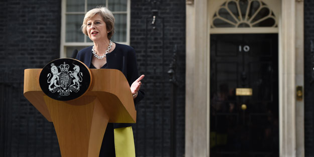 İşte İngiltere'nin yeni kabinesi ve yeni bakanlık!