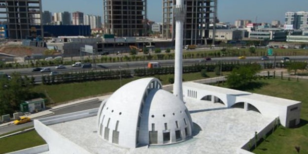 İşte İstanbul'da bulunan en sıra dışı camiler