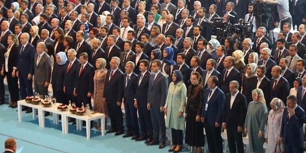 İşte kabinenin şifreleri! O isimler liste dışı