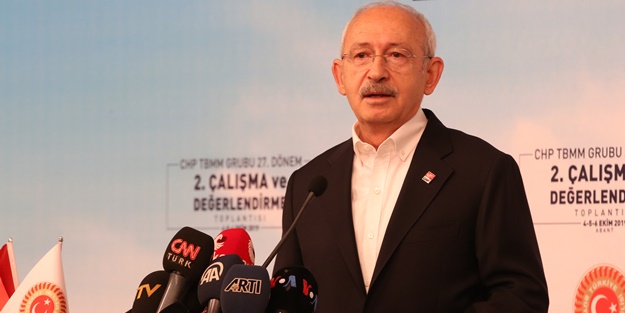 İşte Kılıçdaroğlu'na konuşmasını yarıda kestiren not!